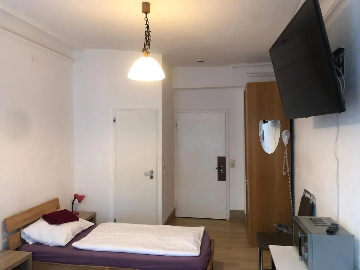 בית הארחה מינכן Hotel Pension Schmellergarten