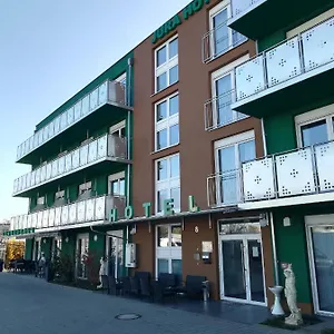 Jura 3*, Norimberk Německo