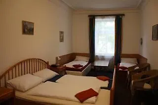Hotel Pension Schmellergarten Mnichov 2*,